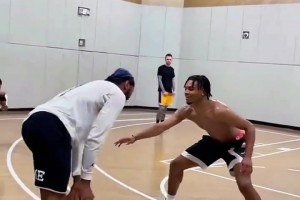 即使老了 安东尼的三威胁依然在线 就是占用时间长一些