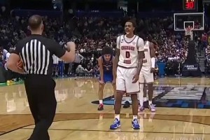 模板马克西/霍勒迪！阿拉巴马热门秀菲隆爆砍29分8板7助！